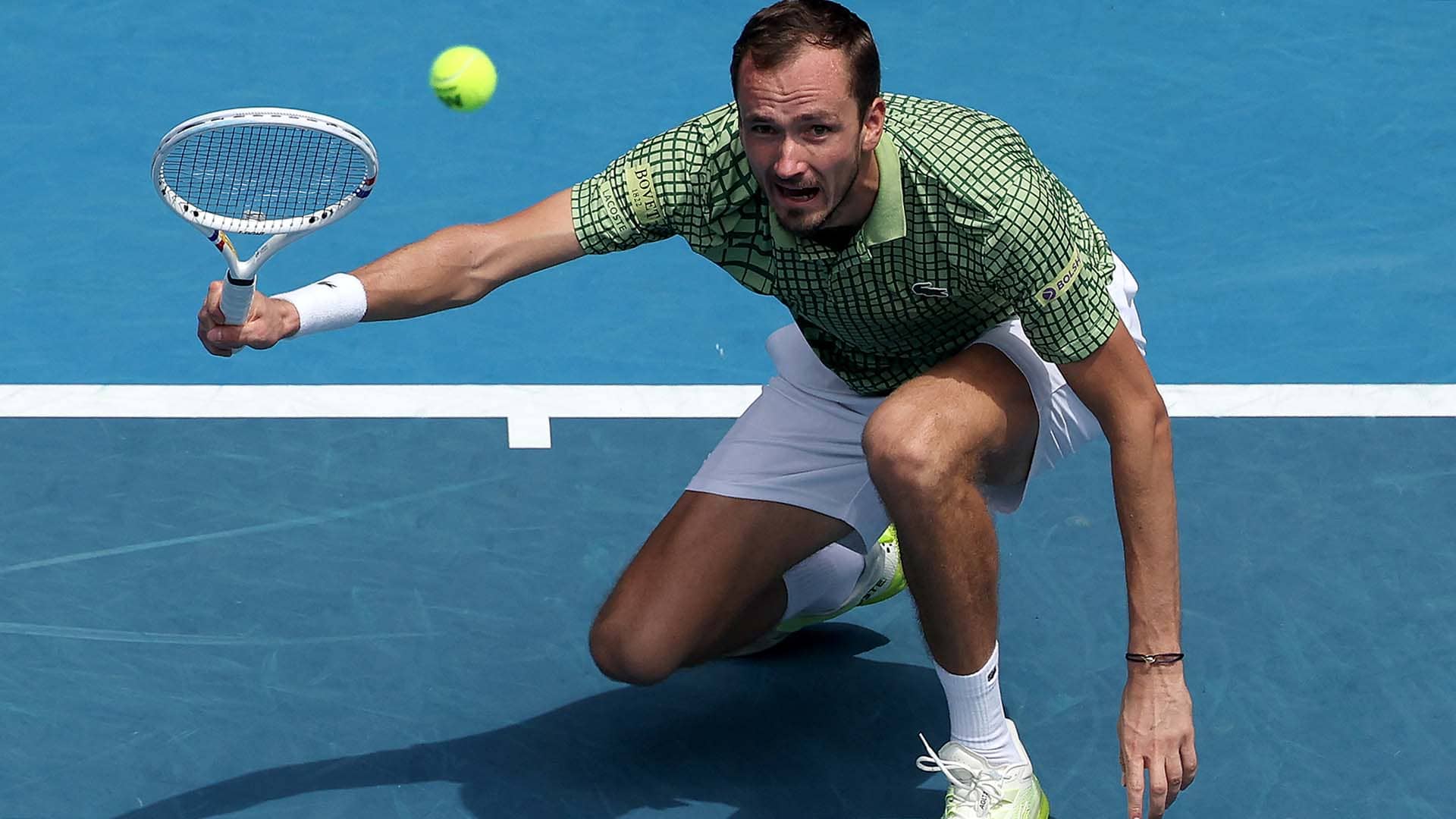 Daniil’s opening dance! Medvedev races into Australian Open R2