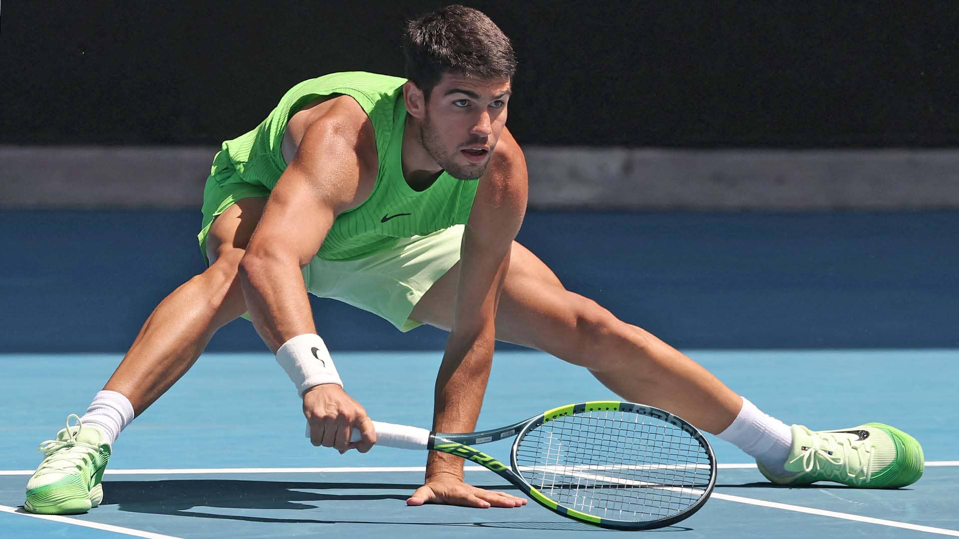 Carlos Alcaraz in action against Tommy Paul on Sunday at the Australian Open.