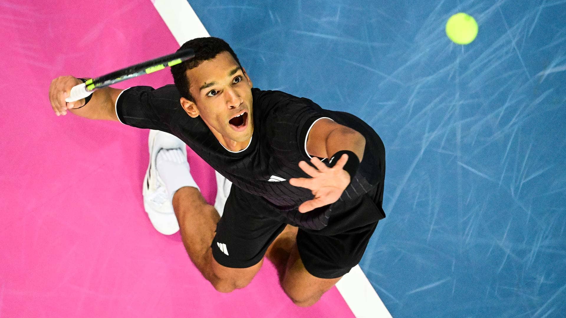 Defending champion Auger-Aliassime defeats Wawrinka in Montpellier