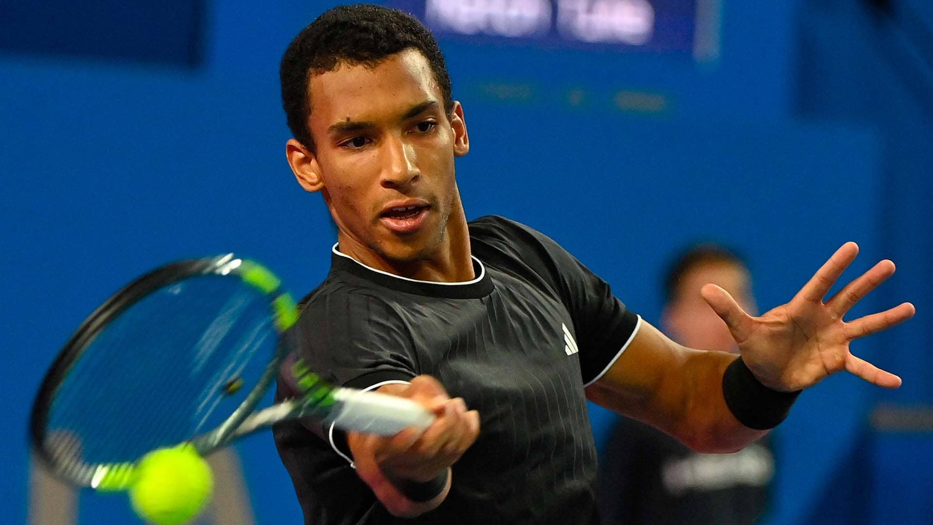 Auger-Aliassime's Dominant Defense in Montpellier