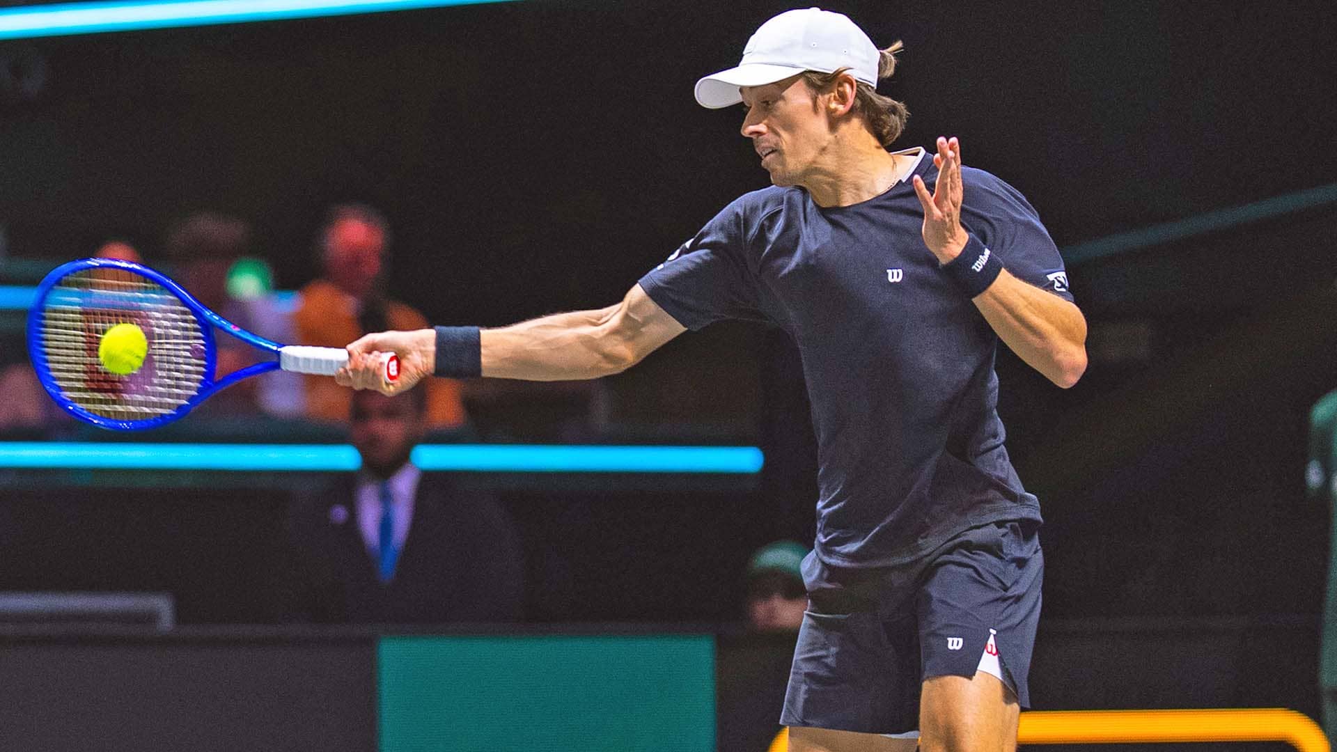 De Minaur’s ‘mental effort’ thwarts Van de Zandschulp in Rotterdam