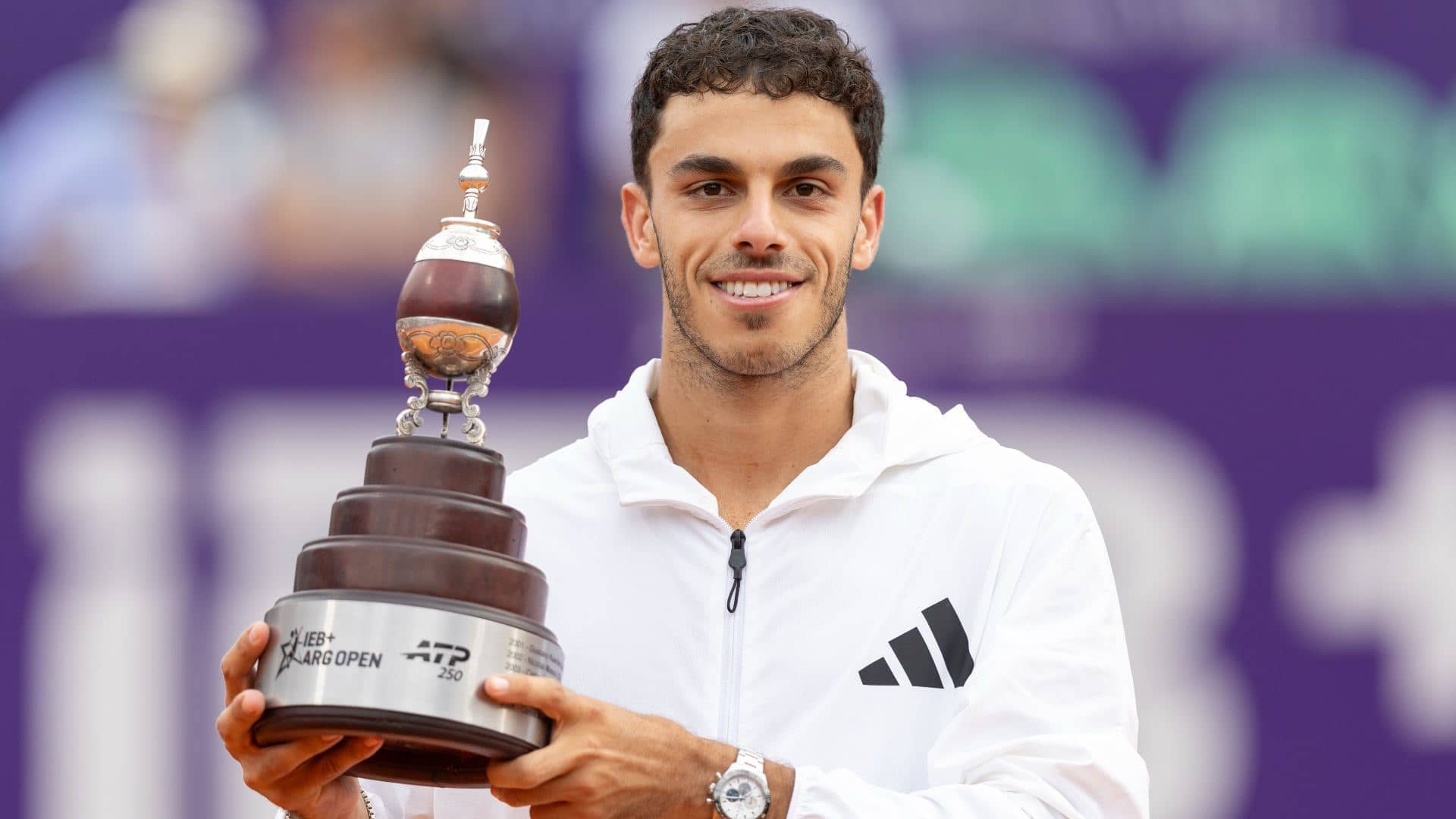 ¡La tercera es la vencida! Cerúndolo grita campeón en Buenos Aires