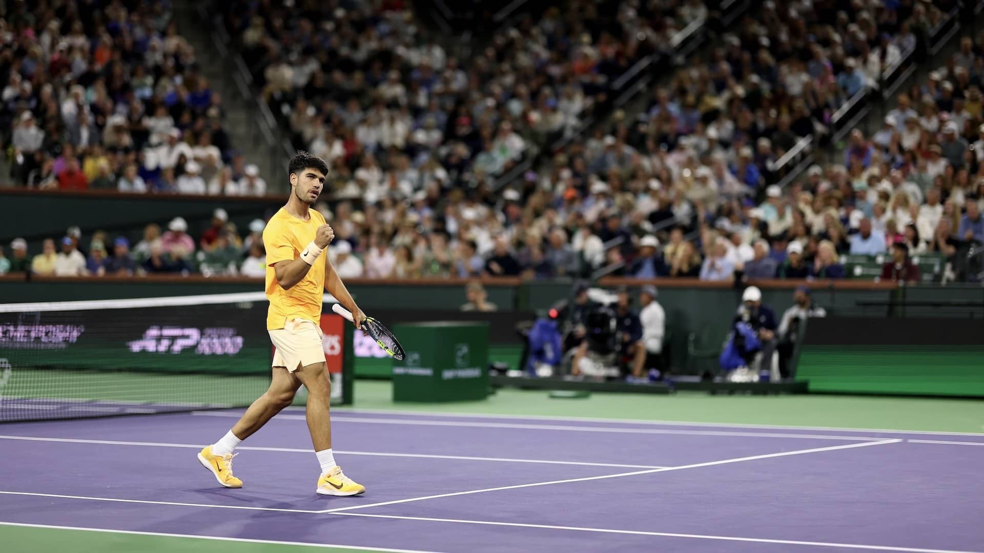 Carlos Alcaraz, durante su segundo partido en Indian Wells.