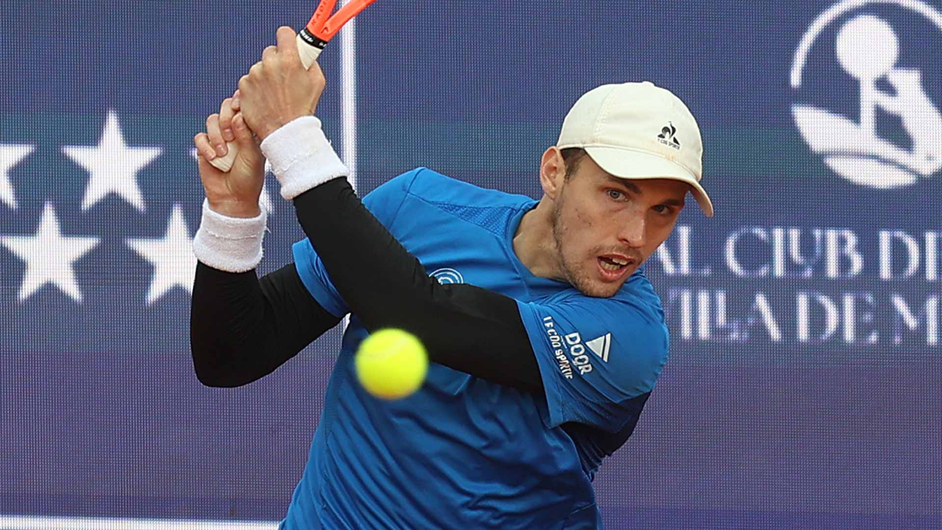 <a href='https://www.atptour.com/en/players/zsombor-piros/p09o/overview'>Zsombor Piros</a> during the Madrid Challenger final.