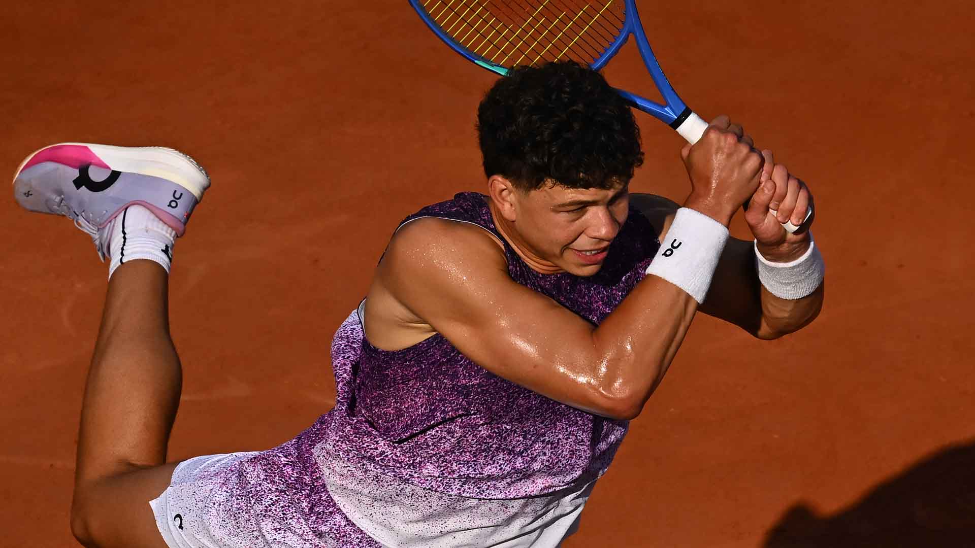Ben Shelton defeats Daniel Merida in straight sets on Monday in Paris. 