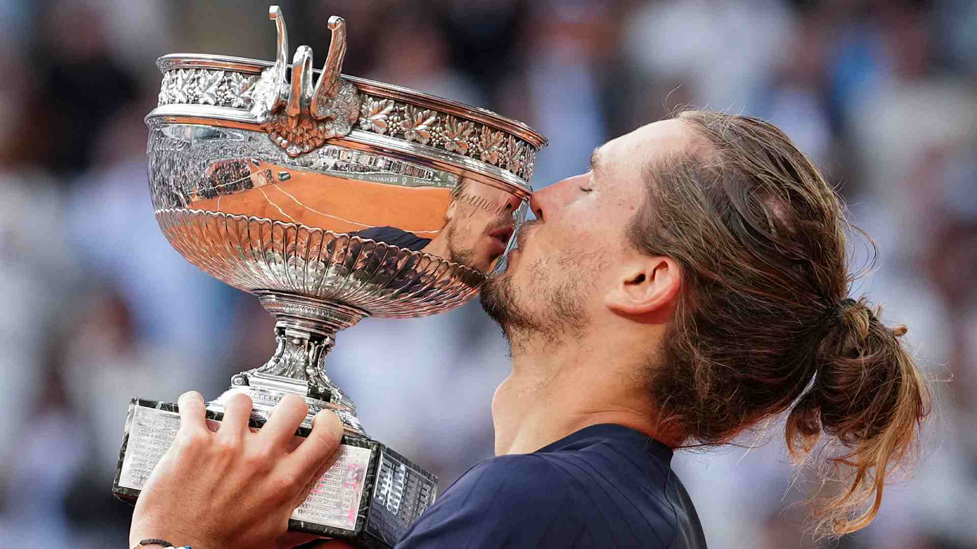 <a href='https://www.atptour.com/en/players/alexander-zverev/z355/overview'>Alexander Zverev</a> wins the 2026 <a href='https://www.atptour.com/en/tournaments/roland-garros/520/overview'>Roland Garros</a> title.
