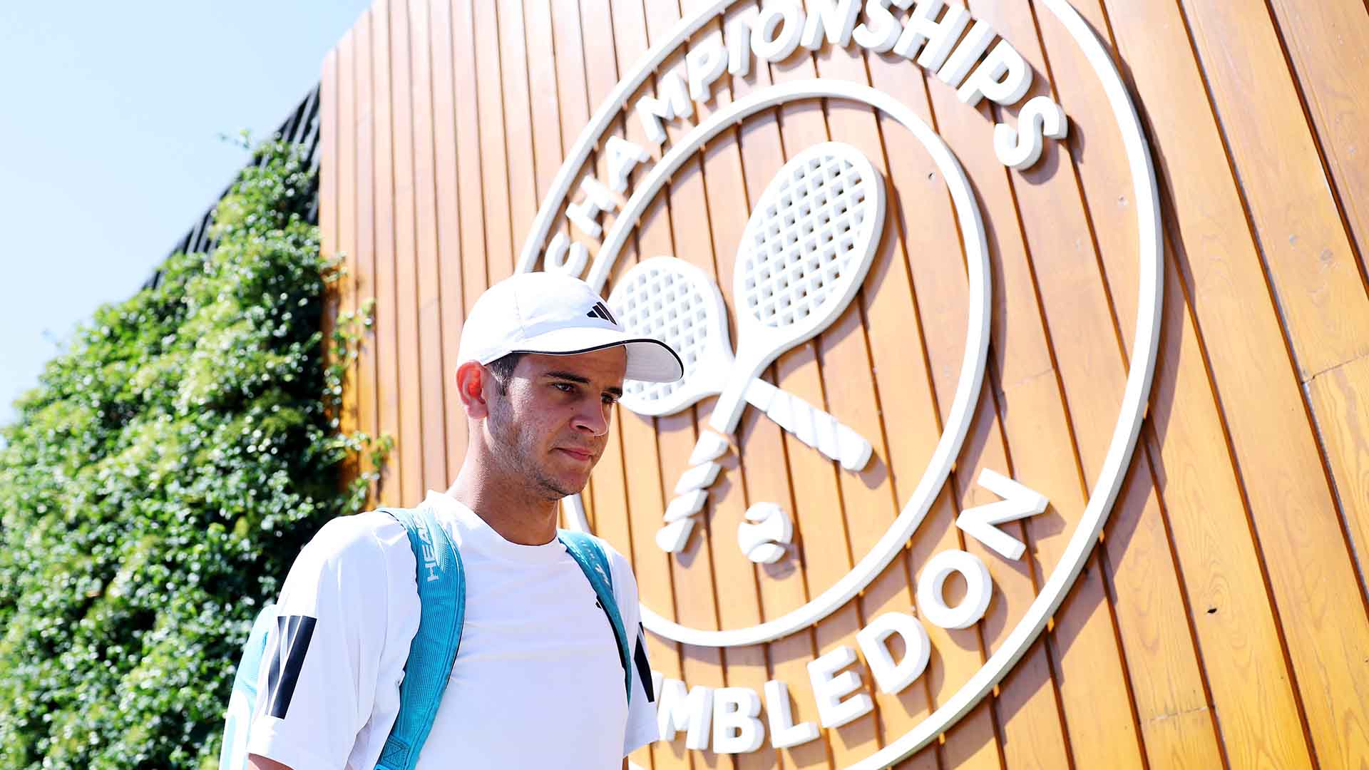 <a href='https://www.atptour.com/en/players/rafael-jodar/j0dz/overview'>Rafael Jodar</a>