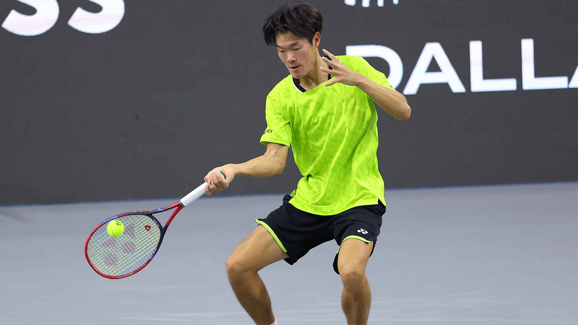 <a href='https://www.atptour.com/en/players/michael-zheng/z0bz/overview'>Michael Zheng</a>