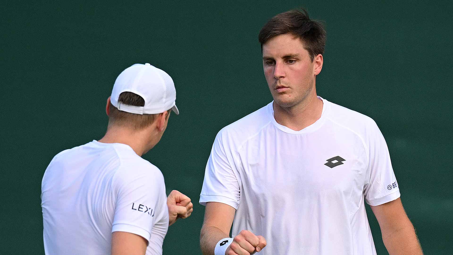 <a href='https://www.atptour.com/en/players/harri-heliovaara/h808/overview'>Harri Heliovaara</a> and <a href='https://www.atptour.com/en/players/henry-patten/p0g6/overview'>Henry Patten</a>, the 2024 <a href='https://www.atptour.com/en/tournaments/wimbledon/540/overview'>Wimbledon</a> champions, win in straight sets Wednesday.