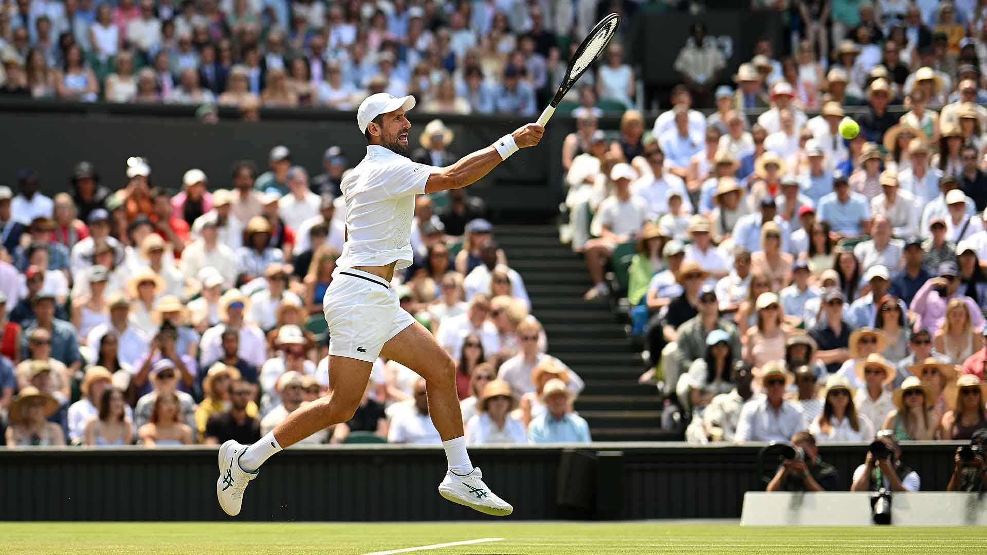 Novak Djokovic persigue su octava corona en Wimbledon en esta edición.