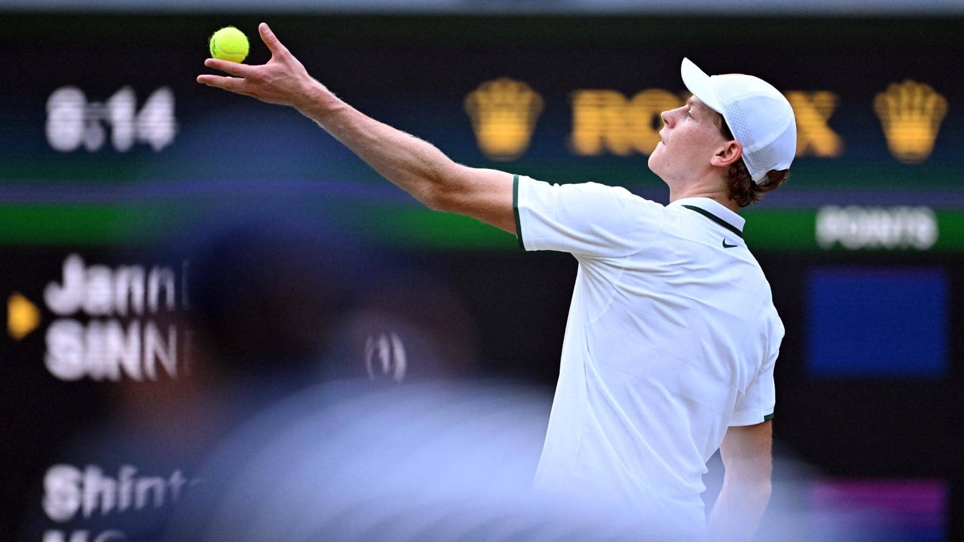 Jannik Sinner no sufrió quiebres en su victoria del domingo en octavos de Wimbledon.