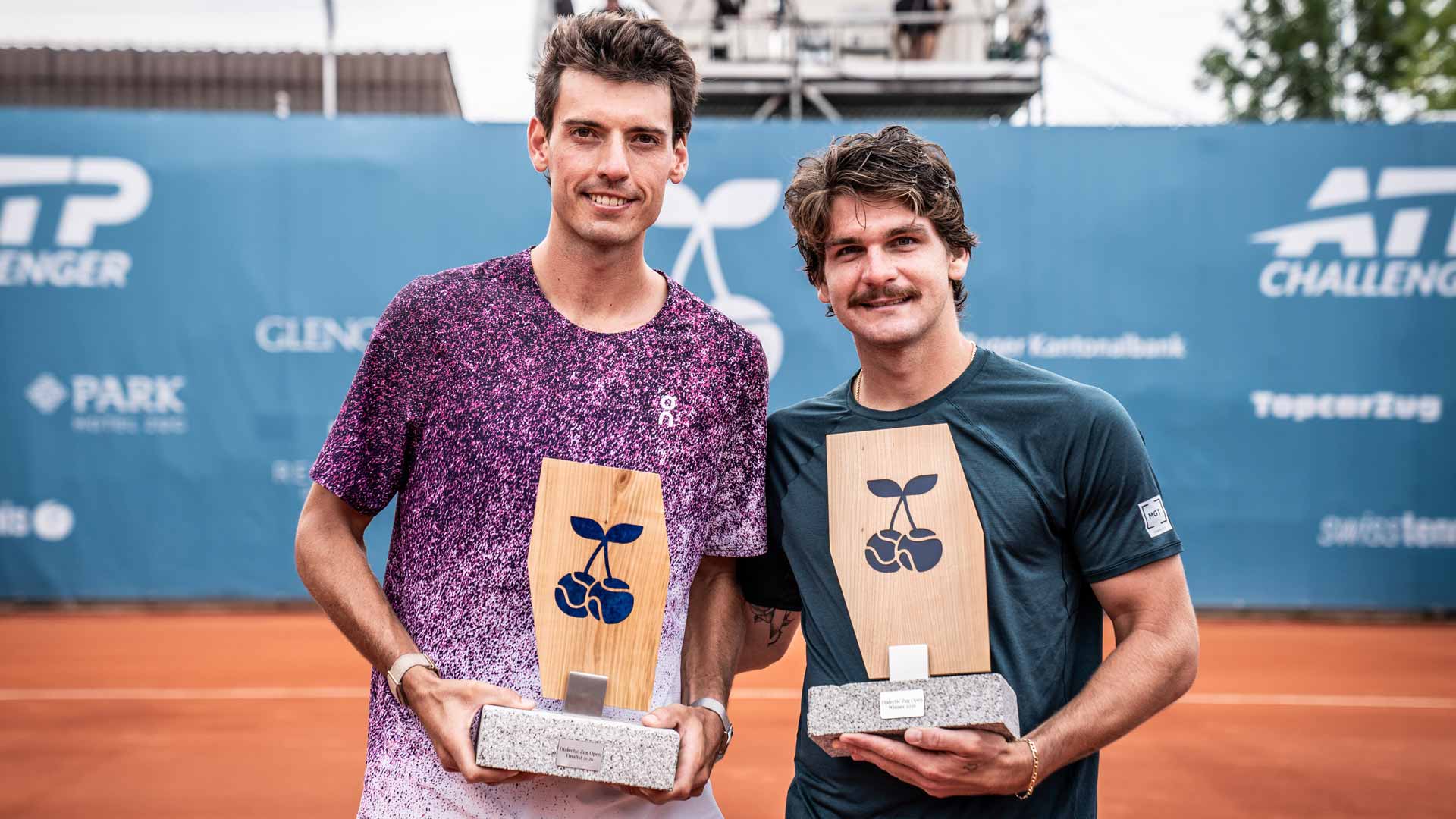 Finalist <a href='https://www.atptour.com/en/players/marc-andrea-huesler/hh06/overview'>Marc-Andrea Huesler</a> and champion <a href='https://www.atptour.com/en/players/thiago-seyboth-wild/sx91/overview'>Thiago Seyboth Wild</a> in Zug.