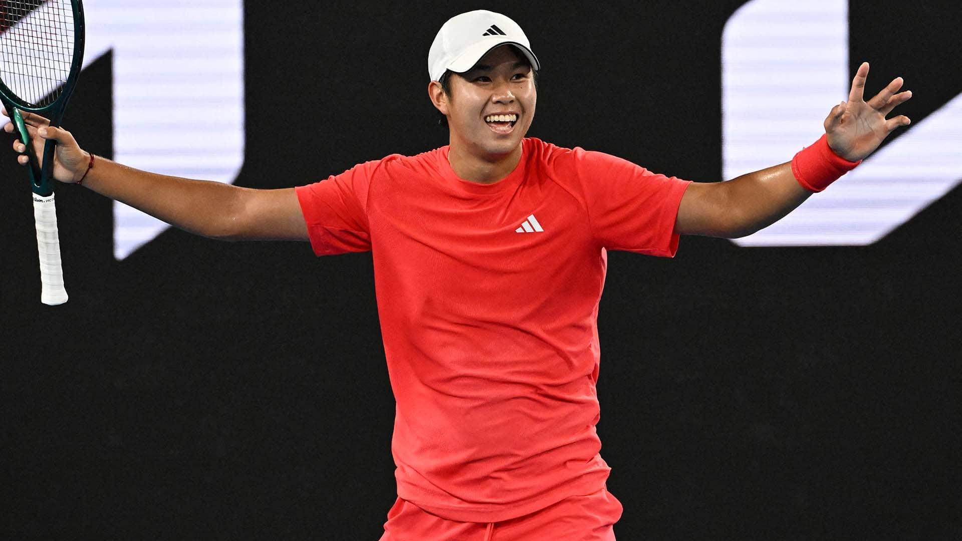 <a href='https://www.atptour.com/en/players/learner-tien/t0ha/overview'>Learner Tien</a>