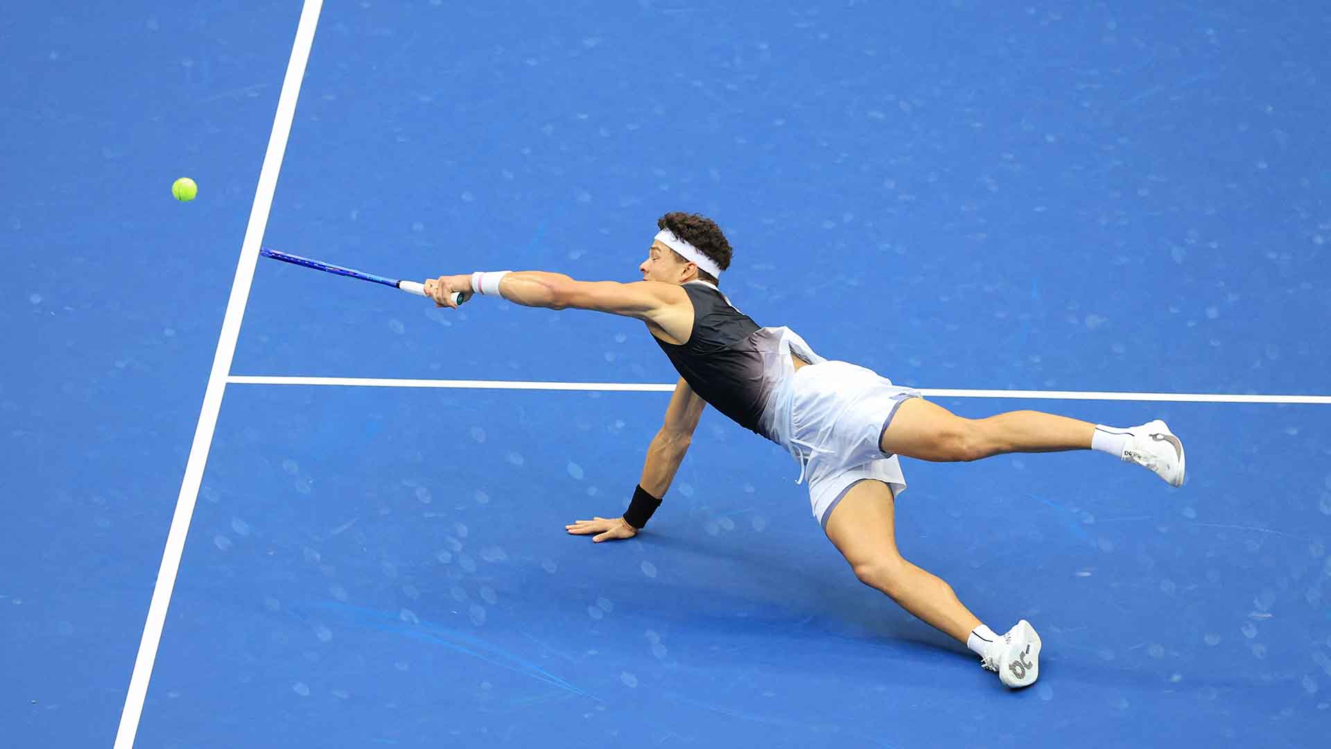 <a href='https://www.atptour.com/en/players/ben-shelton/s0s1/overview'>Ben Shelton</a>
