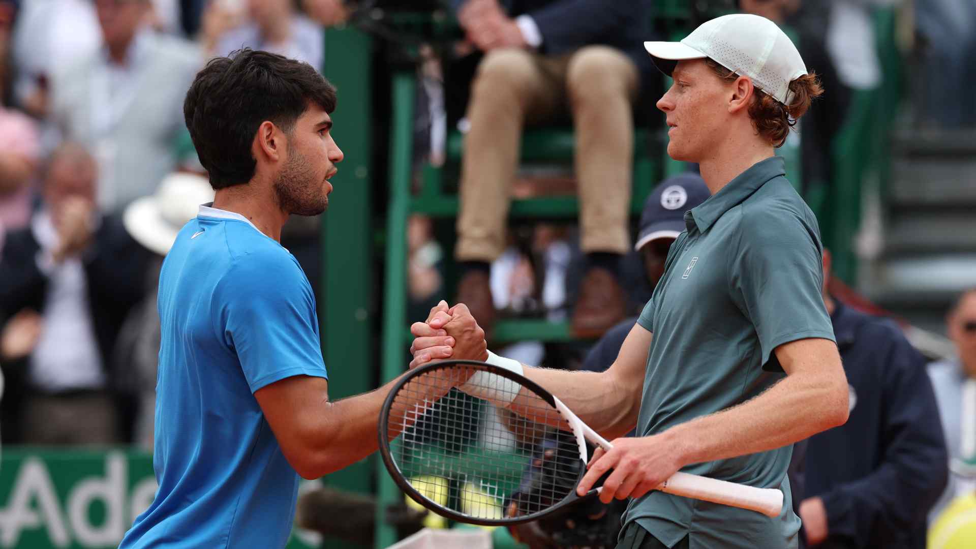 Carlos Alcaraz y Jannik Sinner, este año durante la final del ATP Masters 1000 de Montecarlo.