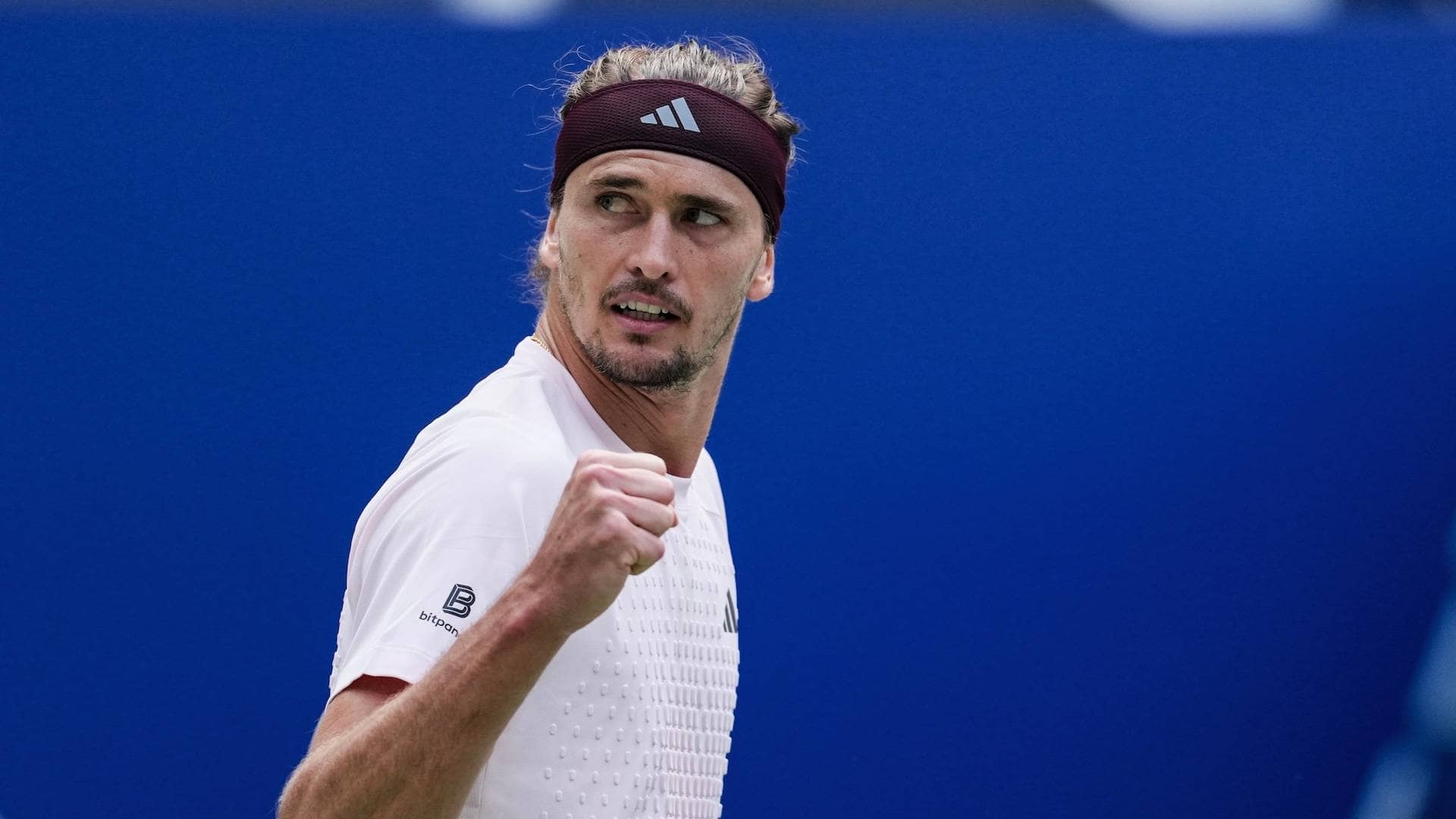 Zverev advances to CF of Shanghai with the scent of No. 1 | ATP Tour | Tennis