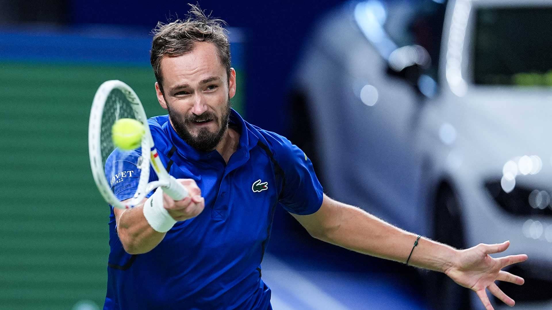 Medvedev continues Shanghai love affair, defeats Tsitsipas to reach QFs