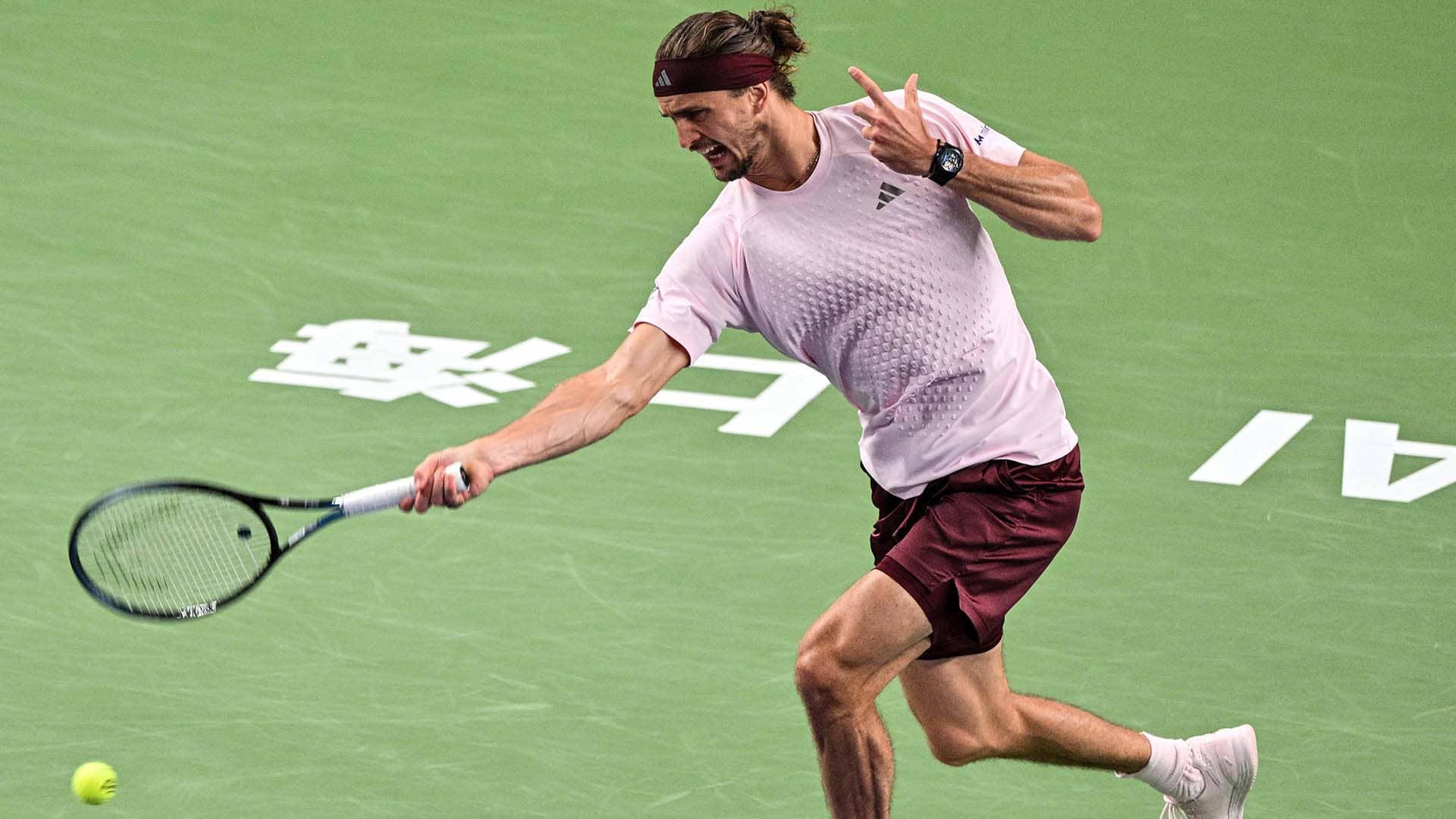 Alexander Zverev powers past Alex de Minaur for Shanghai SF return | ATP  Tour | Tennis