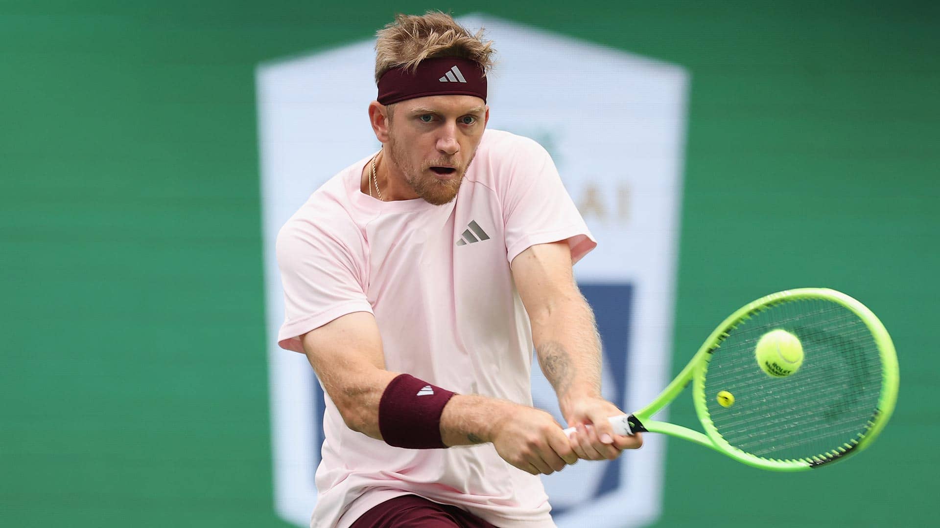 Davidovich Fokina stuns Zverev to reach Shanghai final