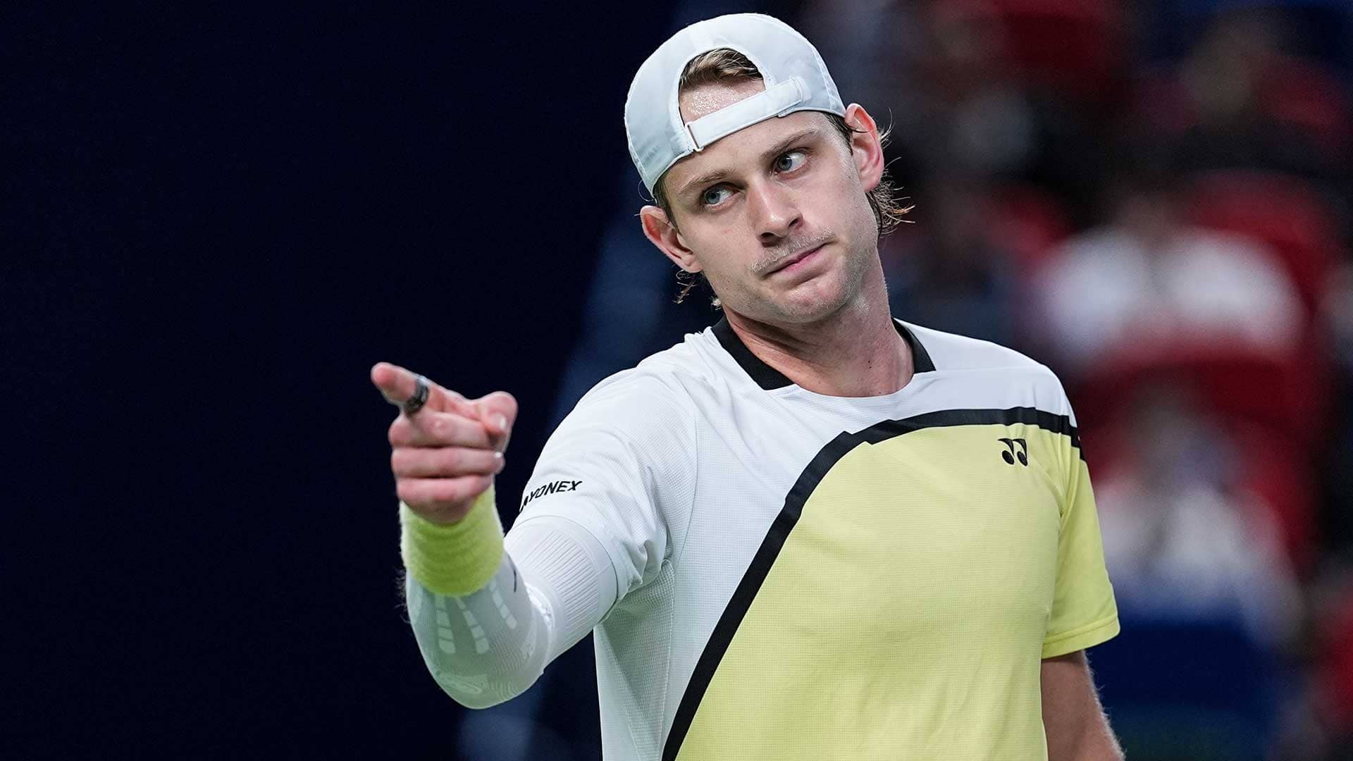 Bergs 'zones in' for home win in Brussels