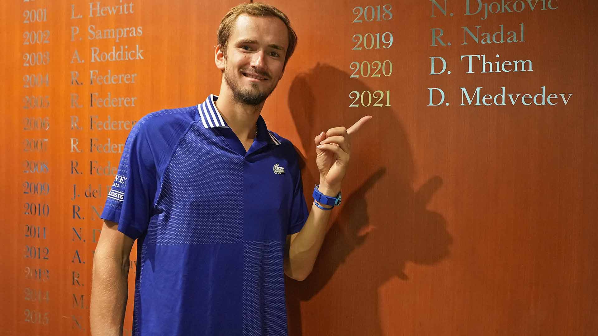 Daniil Medvedev wins the 2021 US Open.