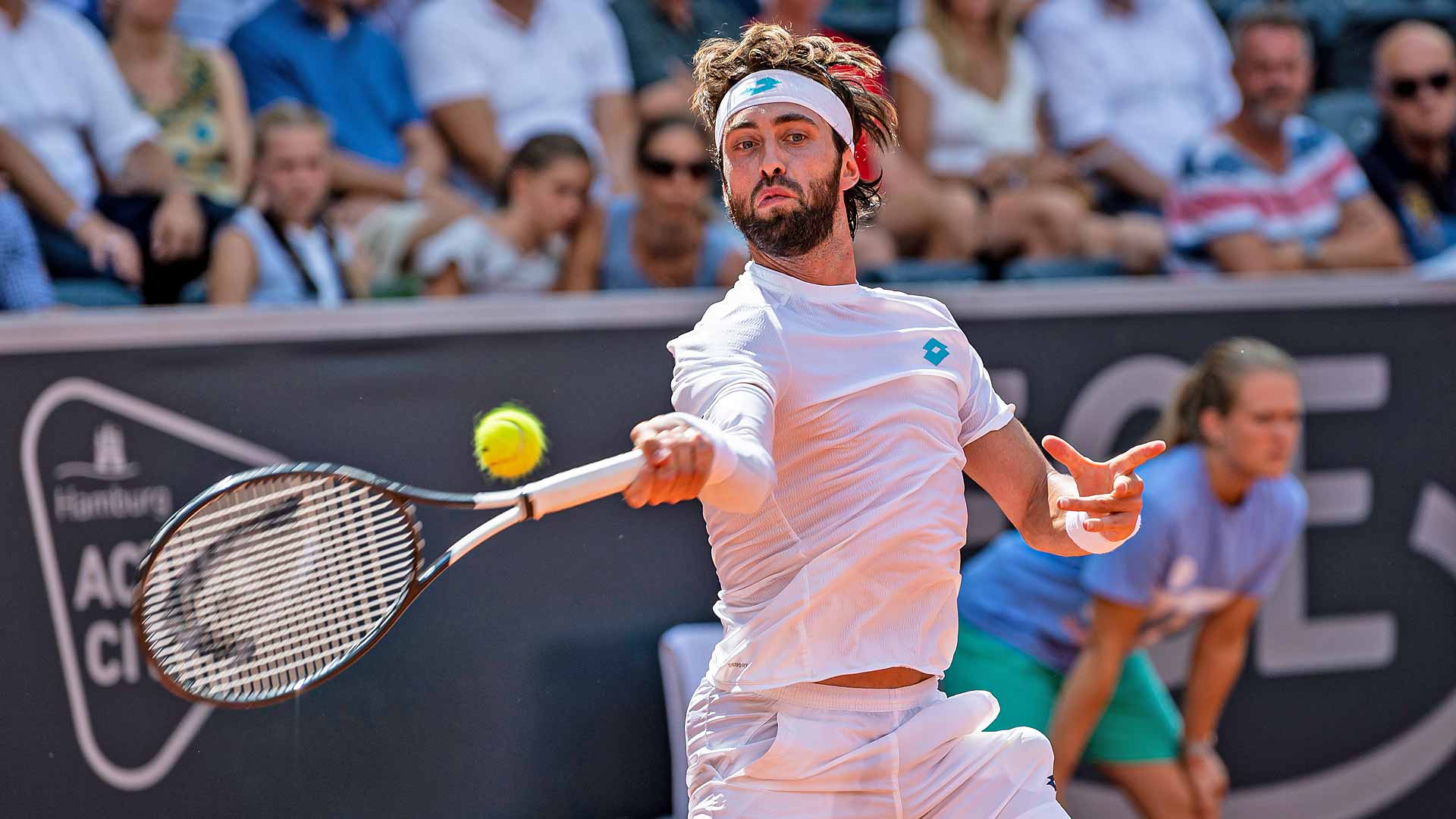 Nikoloz Basilashvili Saves 2 M P Stuns Alexander Zverev In Hamburg Atp Tour Tennis