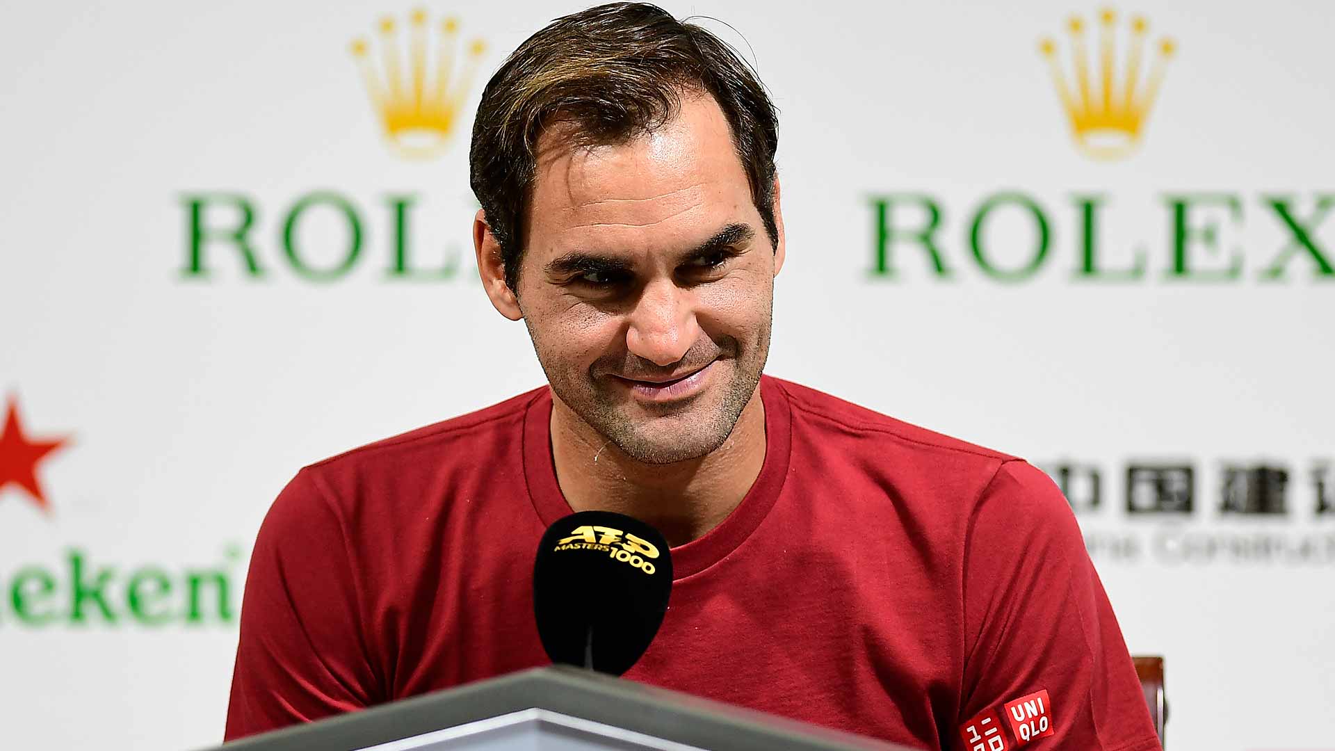 How Roger Federer Controls His Social Media Screen Time In Shanghai Atp Tour Tennis
