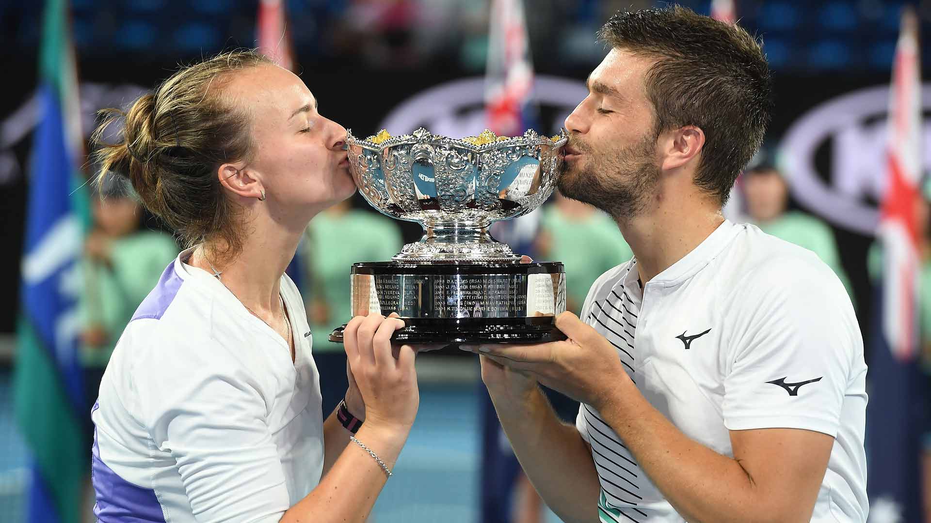 fossil træthed Trivial Nikola Mektic and Barbora Krejcikova Win Australian Open Mixed Doubles  Title | ATP Tour | Tennis