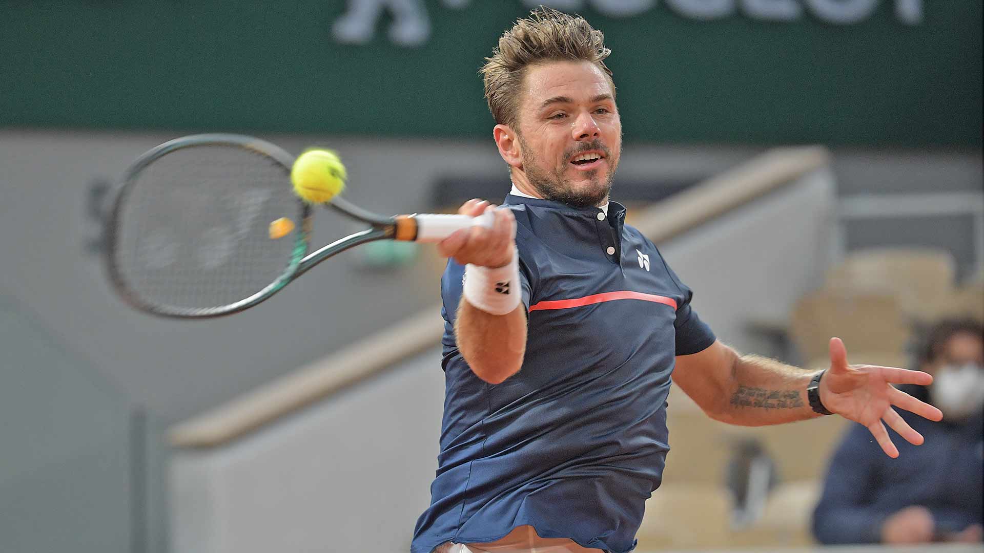 Stan Wawrinka Blasts Through Andy Murray At Roland Garros Atp Tour Tennis
