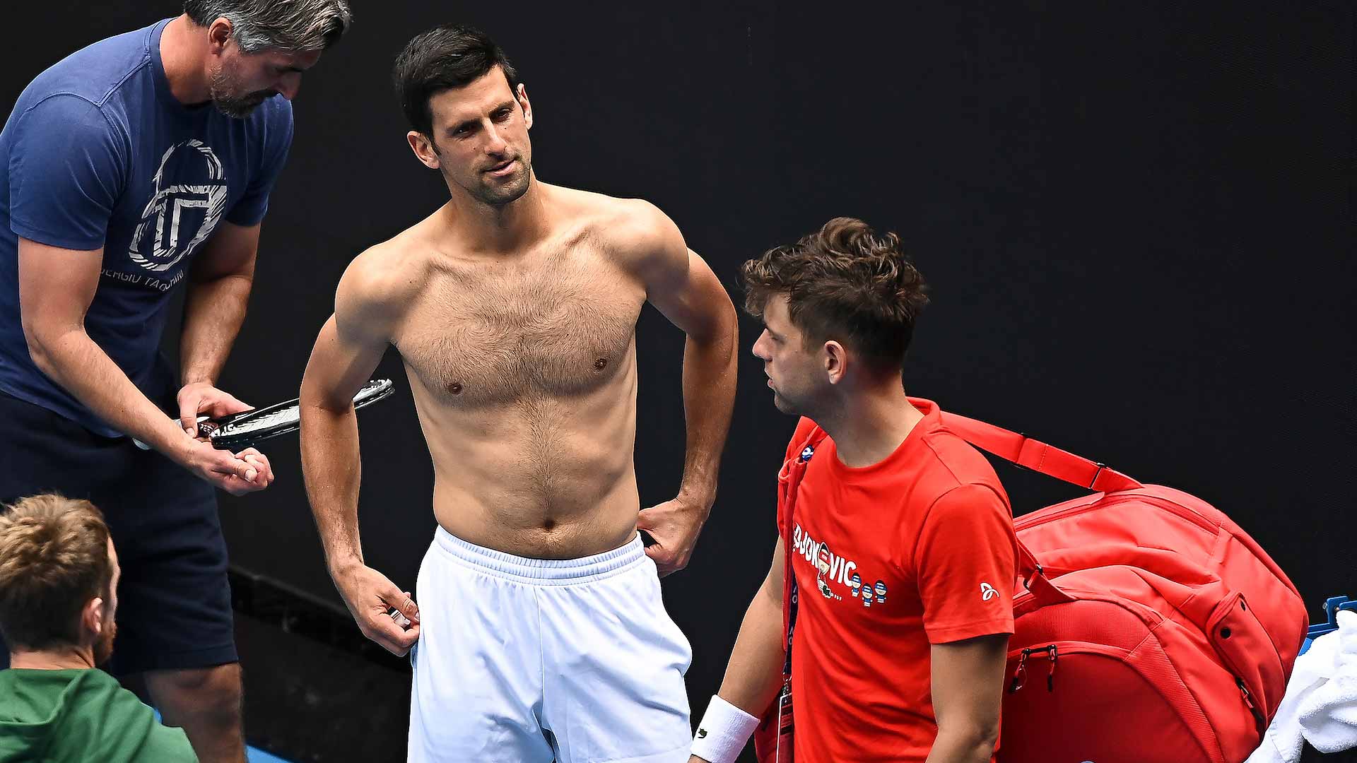Gysccsa5k2gvfm The us open was supposed to be a slam dunk for novak djokovic but instead of moving closer to roger federer in the grand slam record books. 2