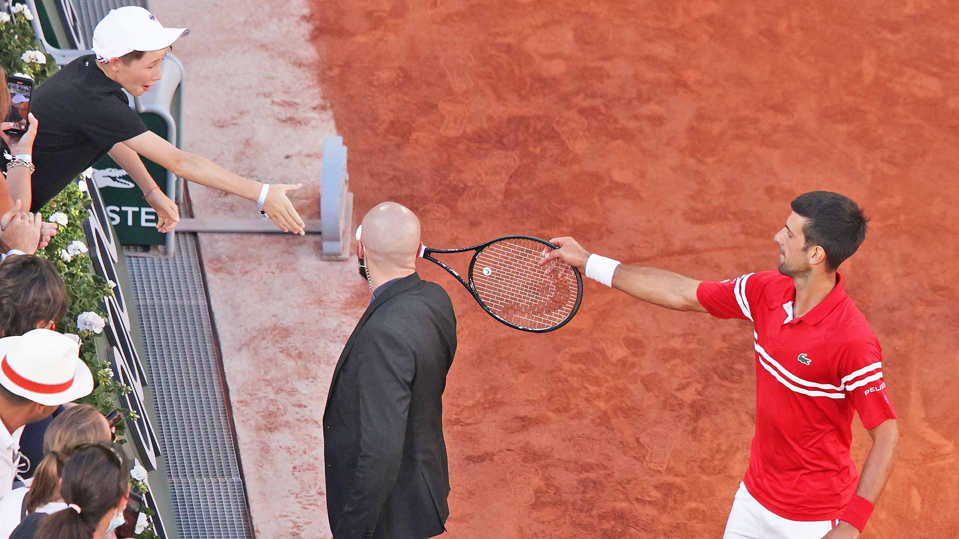 Novak Djokovic Delivers Boy Souvenir Of A Lifetime After Roland Garros Win Atp Tour Tennis