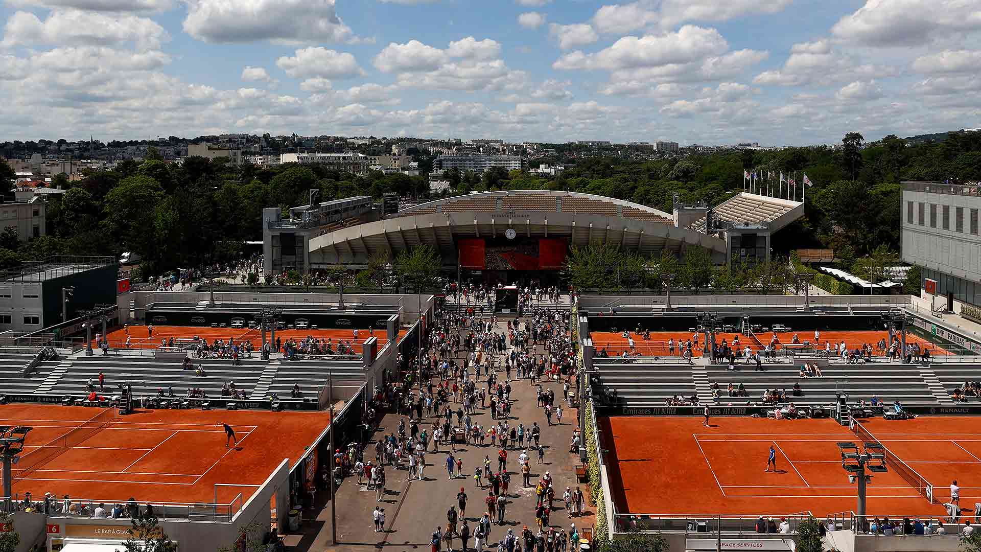Play Resumes On All Courts After Rain At Roland Garros ATP Tour Tennis