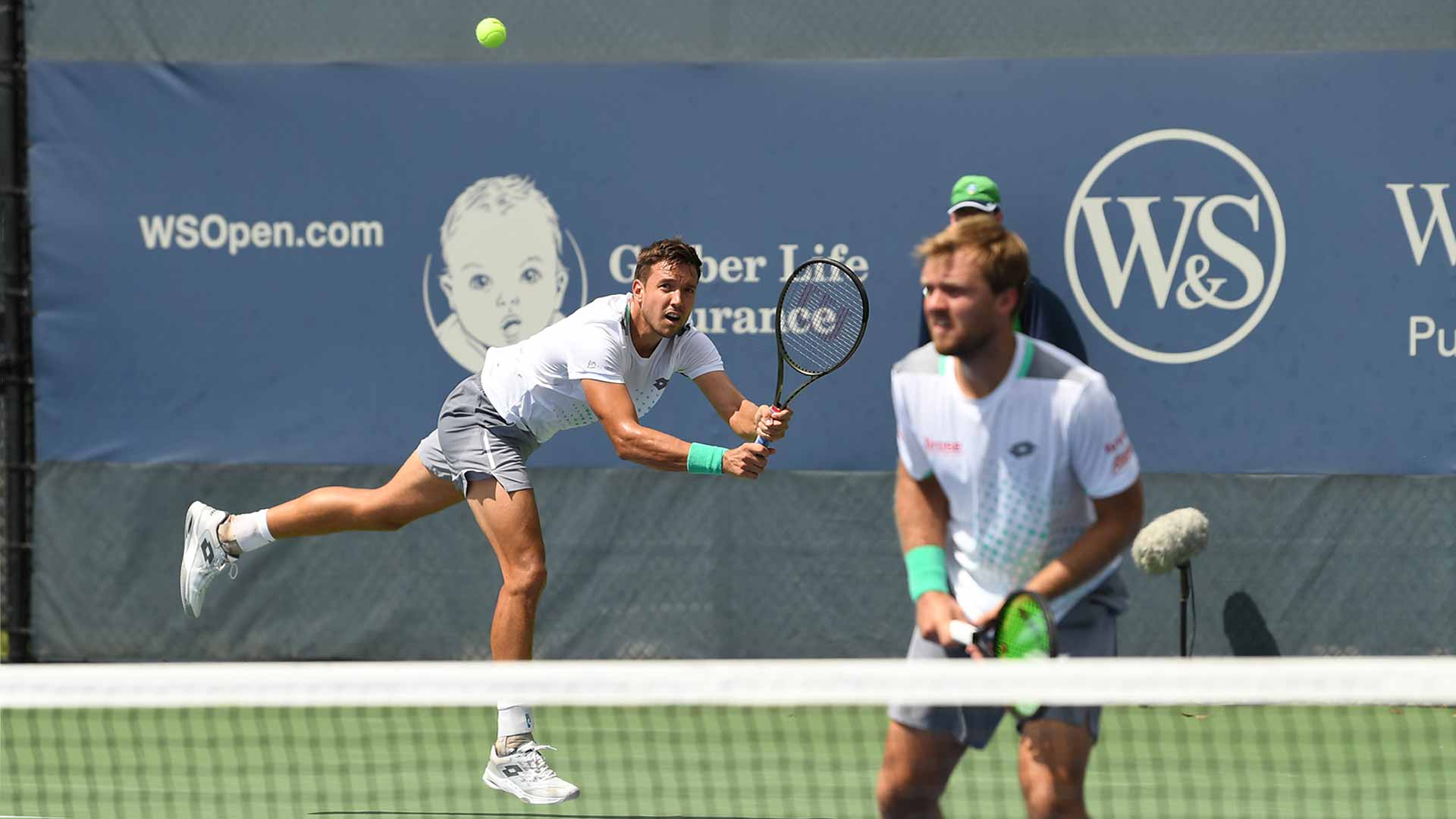 Kevin Krawietz/Andreas Mies Down Hubert Hurkacz/John Isner in Cincinnati Opener ATP Tour Tennis