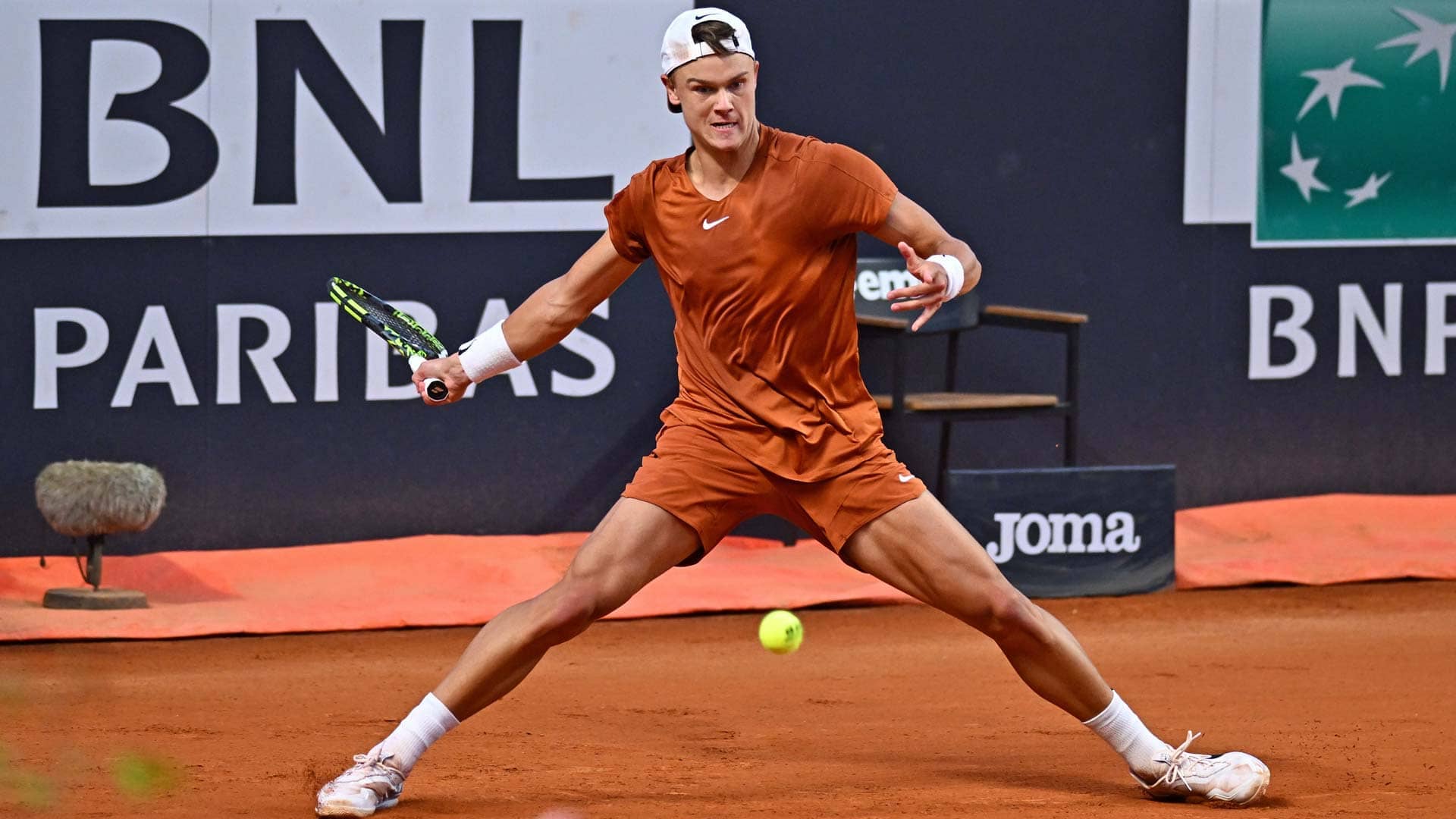 Holger Rune Wins In Rome Debut, Casper Ruud Also Advances ATP Tour Tennis