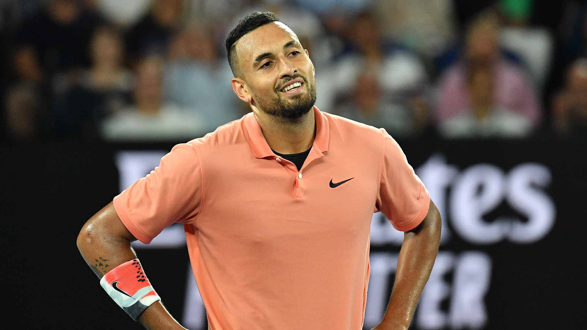 Kyrgios Está Llevando Comida A Las Casas Más Necesitadas En Australia | ATP  Tour | Tenis