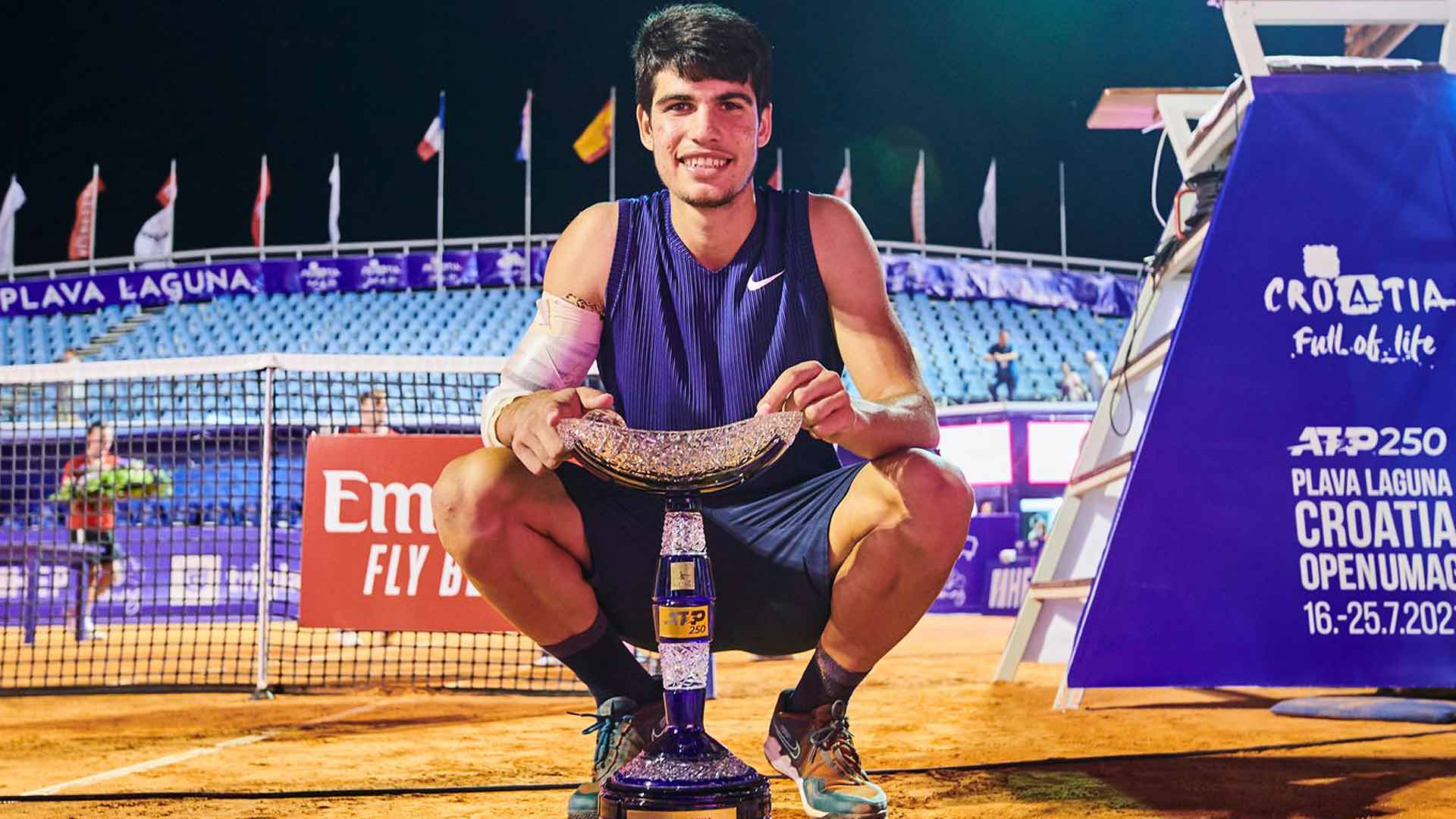 Alcaraz Hace Historia En Umag Ganando Su Primer Título ATP Con 18 Años | ATP  Tour | Tenis